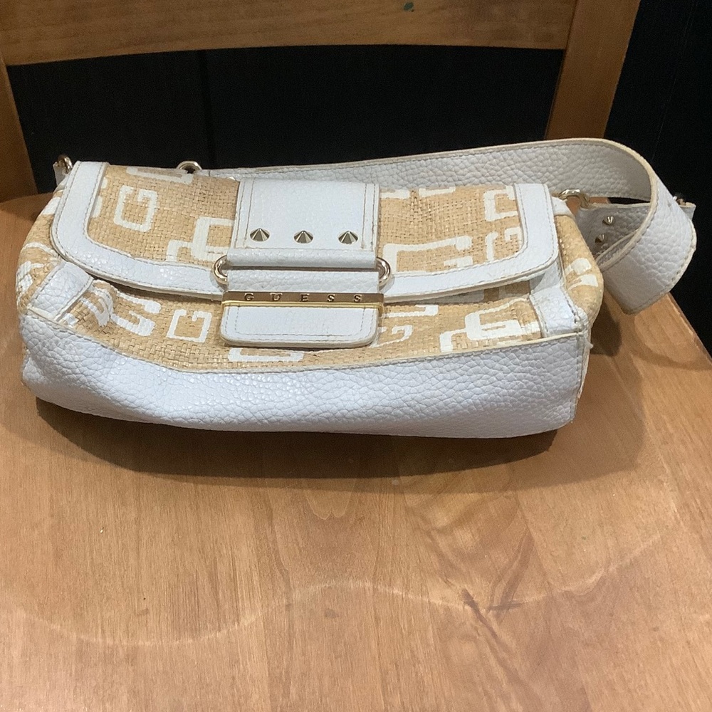 Guess Purse - Picture 2 of 4